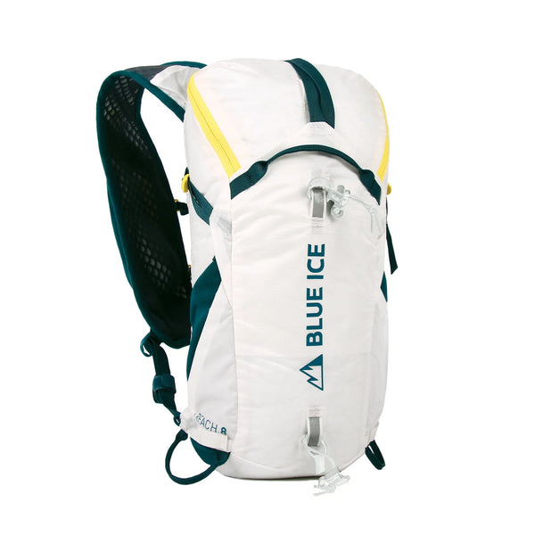 Reach 8L Backpack (Past Season)